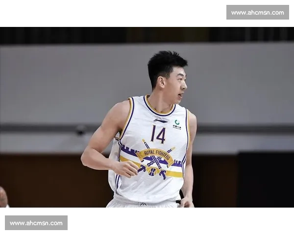 CBA 四将赴美特训:陈国豪领衔冲击 NBA,王凡懿专注防守蜕变 CBA 四将赴美特训:陈国豪领衔冲击 NBA,王凡懿专注防守蜕变