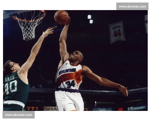 1997 全明星 MVP:他用三分射穿乔丹时代,被低估的 90 年代神射手 1997 全明星 MVP:他用三分射穿乔丹时代,被低估的 90 年代神射手