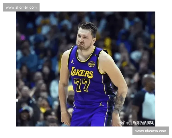 麦金尼精准捕捉战机!接腿抱摔 55 秒终结对手 麦金尼精准捕捉战机!接腿抱摔 55 秒终结对手