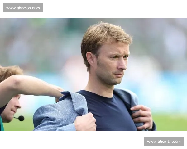 滕哈格再提引援要求 罗尔费斯:勒沃库森新帅比阿隆索更直言不讳