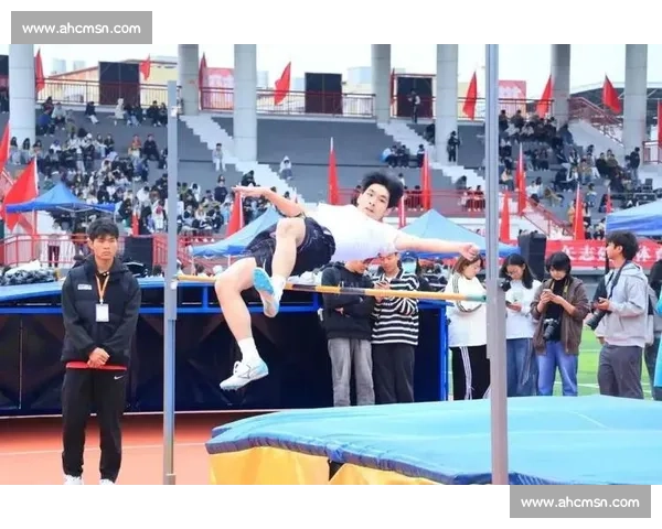 挥汗如雨!安阳 200 名残运会健儿暑期集训冲刺梦想