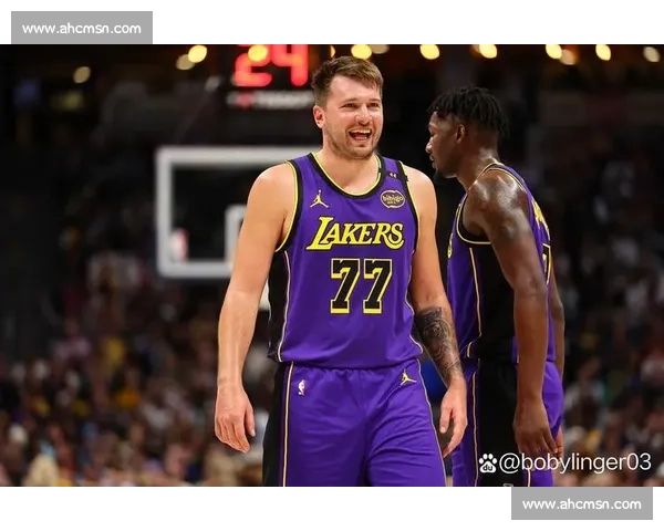 🔥东契奇惊现魔鬼瘦身！球衣号码从 077 缩水成 7，球迷惊呼认不出！🔥