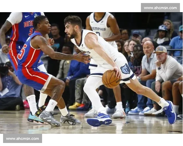 灰熊锁定杰罗姆！三年 2800 万合同填补后场短板，超级第六人加盟重塑西部格局